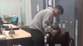 Beredar sebuah video yang merekam momen tersangka Gregorius Ronald Tannur menangis histeris. (Tiktok.com/@Yunie_(WMT) )
