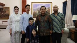 Presiden dan Wakil Presiden terpilih periode 2024-2029 Prabowo Subianto bersama Gibran Rakabuming Saat acara Halal Bihalal. (Dok. TIm Meda Prabowo))

