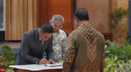 Sudaryono dalam kegiatan pisah sambut Wakil Menteri Pertanian Harvick Hasnul Qolbi kepada Sudaryono di Auditorium Utama Kementan, Jumat, 19 Juli 2024. (Facebook.com @Sudaryono)